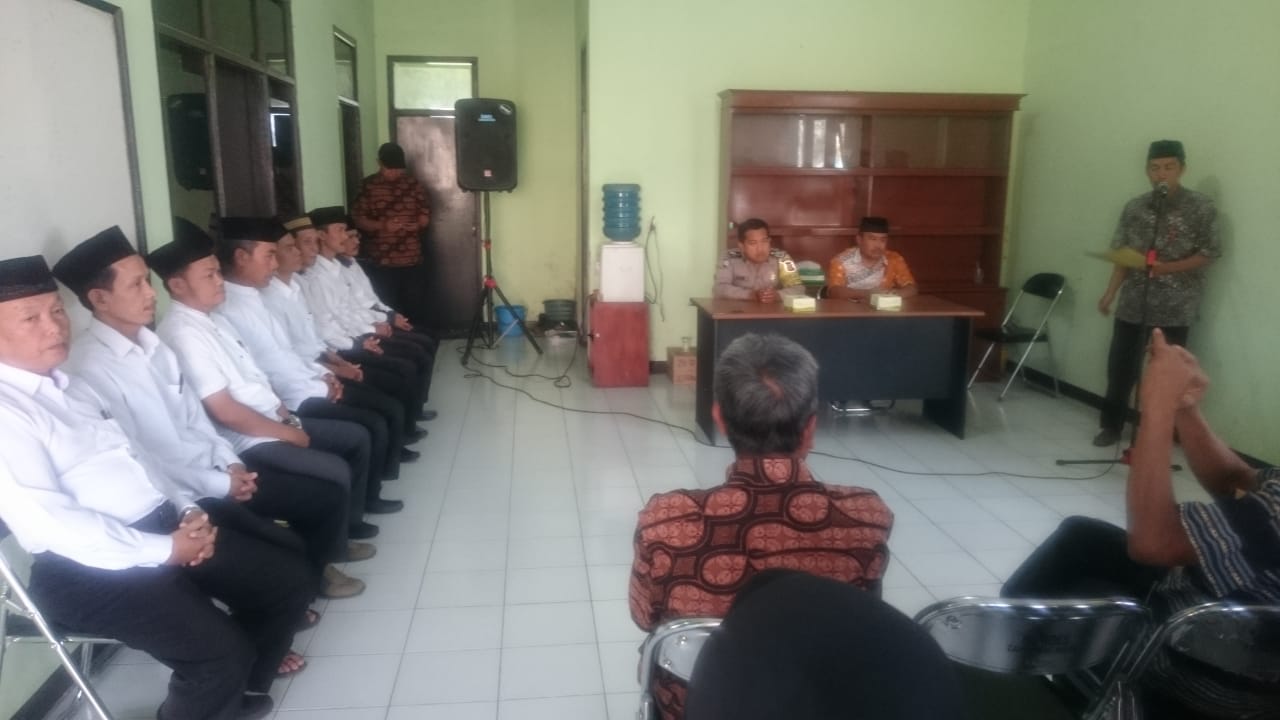 PELANTIKAN PANITIA PEMILIHAN KADES DILAKSANAKAN DI DESA CANGKUANG KULON