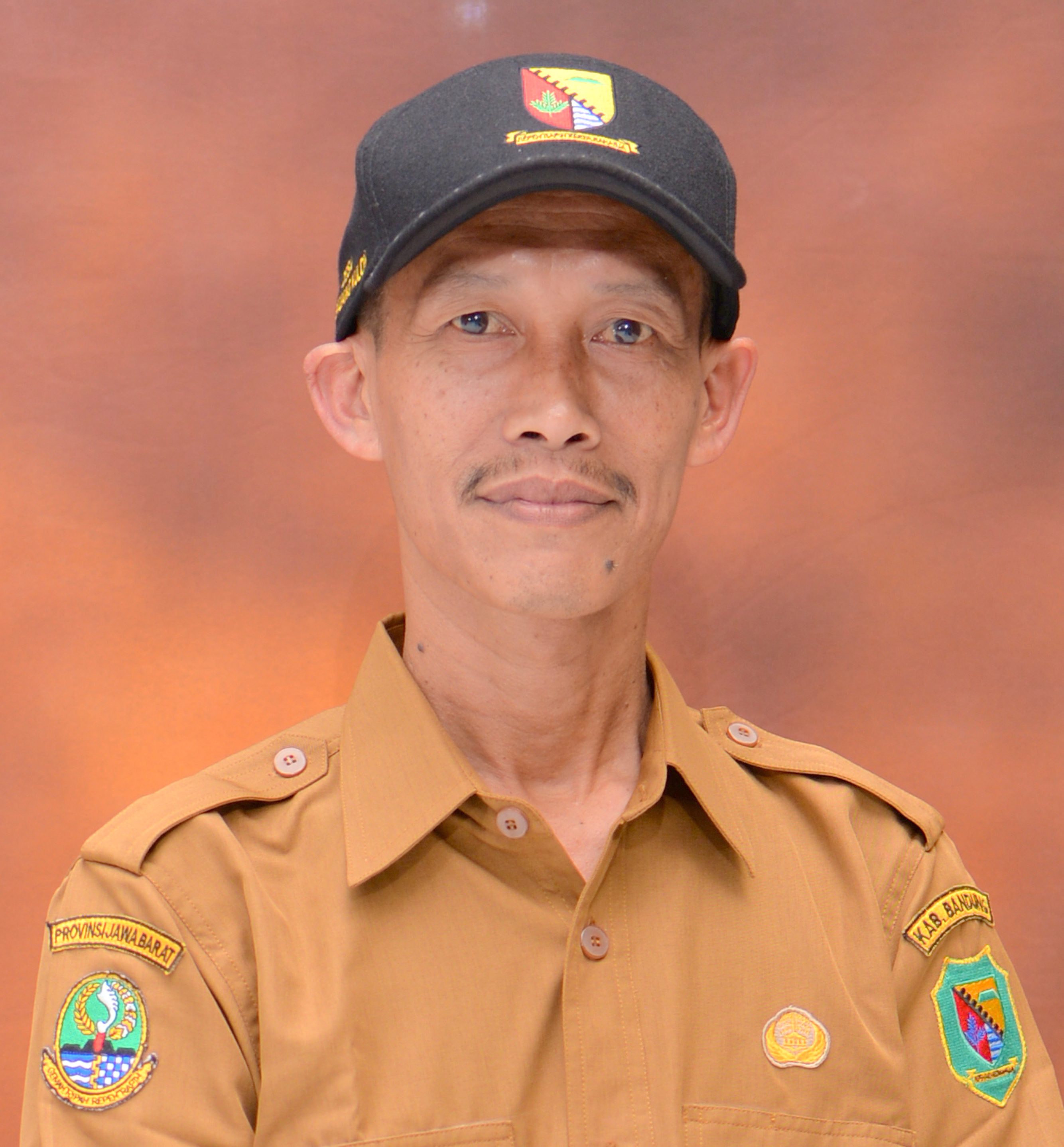 AMIR M. ARIFIN